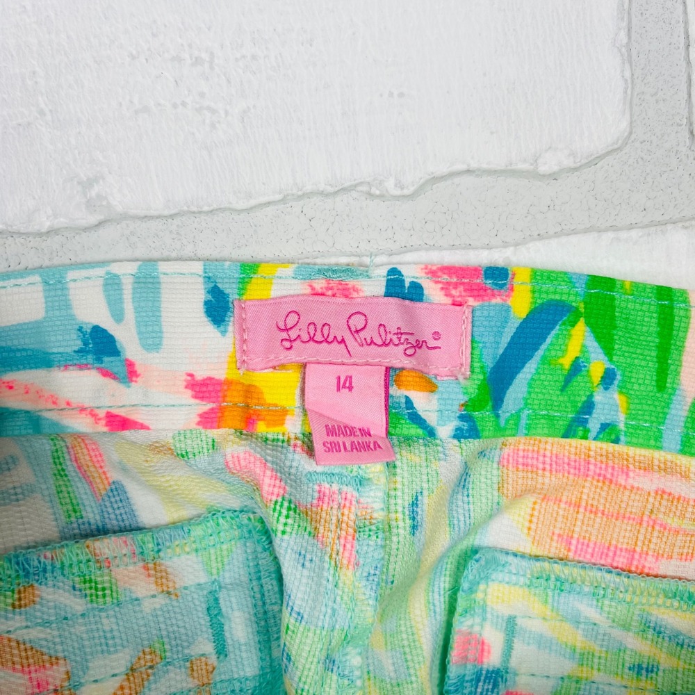 Lilly Pulitzer Girls Multi Color Abstract Tropical Corduroy Shorts Size 14 - Picture 4 of 10